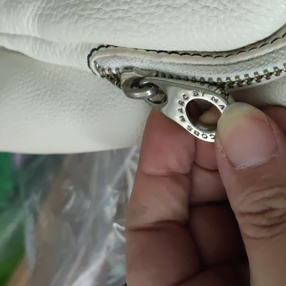 Marc by Marc Jacobs White Leather Soft Shot Large Hobo - Picture 12 of 15